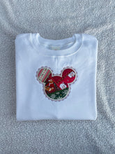 Load image into Gallery viewer, Mouse Christmas Quilted Appliqué