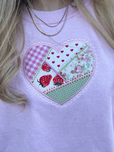Load image into Gallery viewer, Appliqué Heart Crewneck Sweatshirt