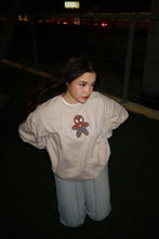 Load image into Gallery viewer, Spider Gingerbread Appliqué