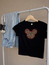 Load image into Gallery viewer, Leopard Mouse Crop Tee