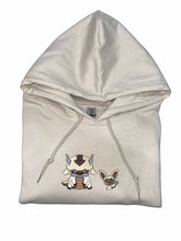 Load image into Gallery viewer, Bison & Lemur