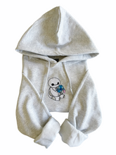 Load image into Gallery viewer, Hero & Alien